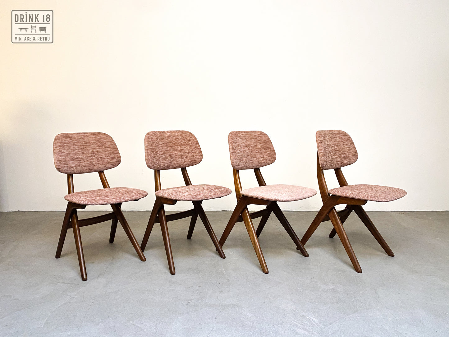 Vier Schaar-serie stoelen - Louis van Teeffelen