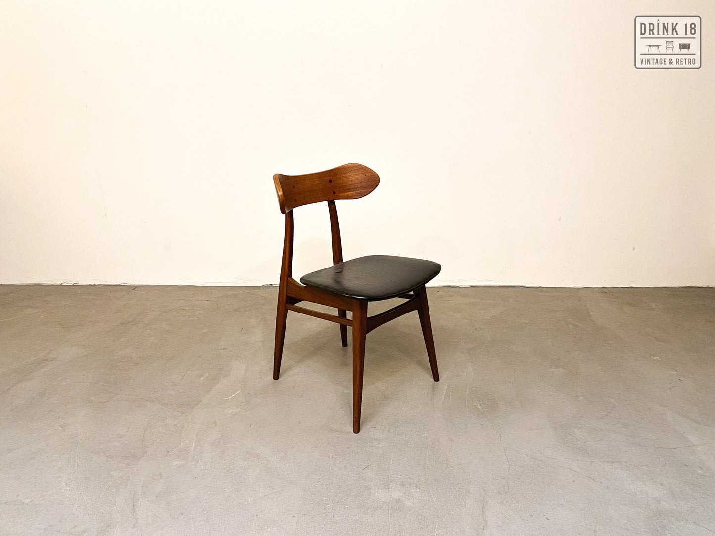 Vier Kastrup stoelen - Louis Van Teeffelen