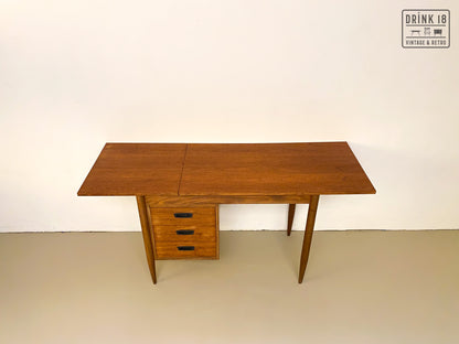 Bureau #2 - Arne Vodder