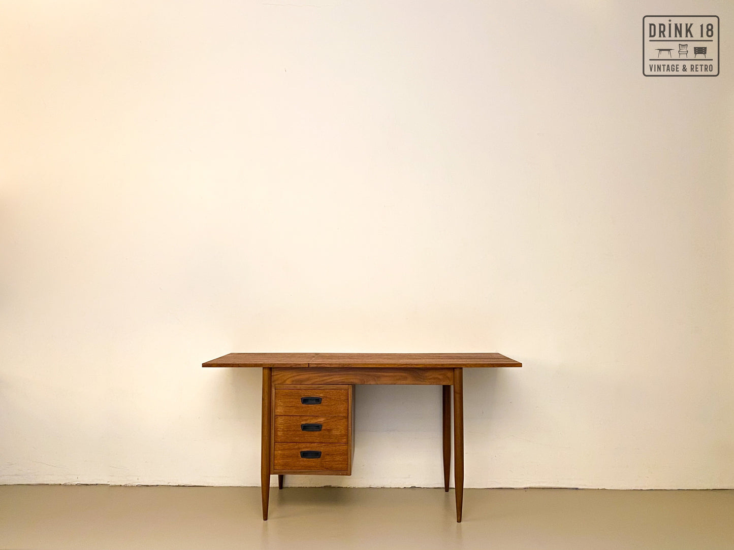 Bureau #2 - Arne Vodder