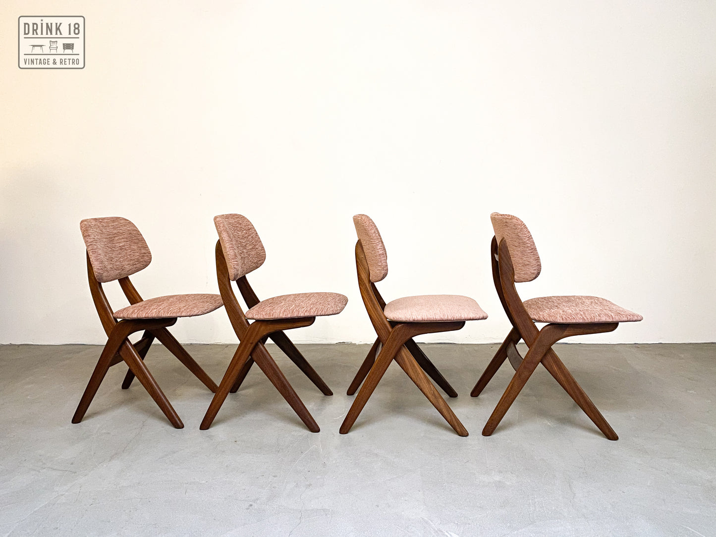 Vier Schaar-serie stoelen - Louis van Teeffelen