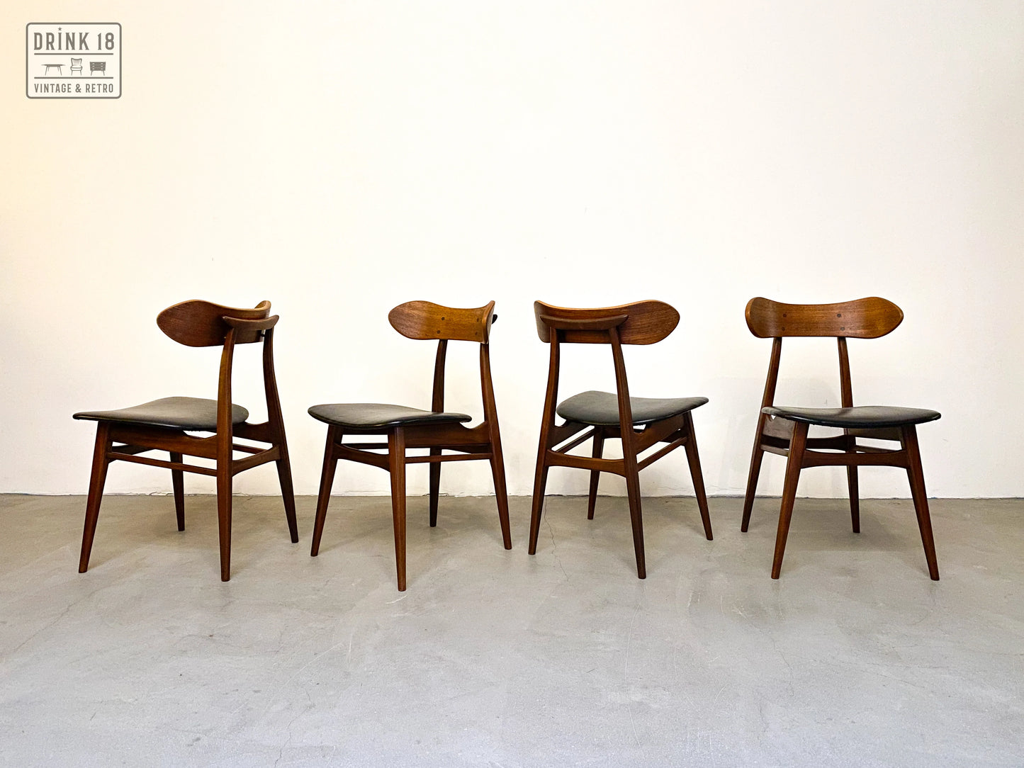 Vier Kastrup stoelen - Louis Van Teeffelen