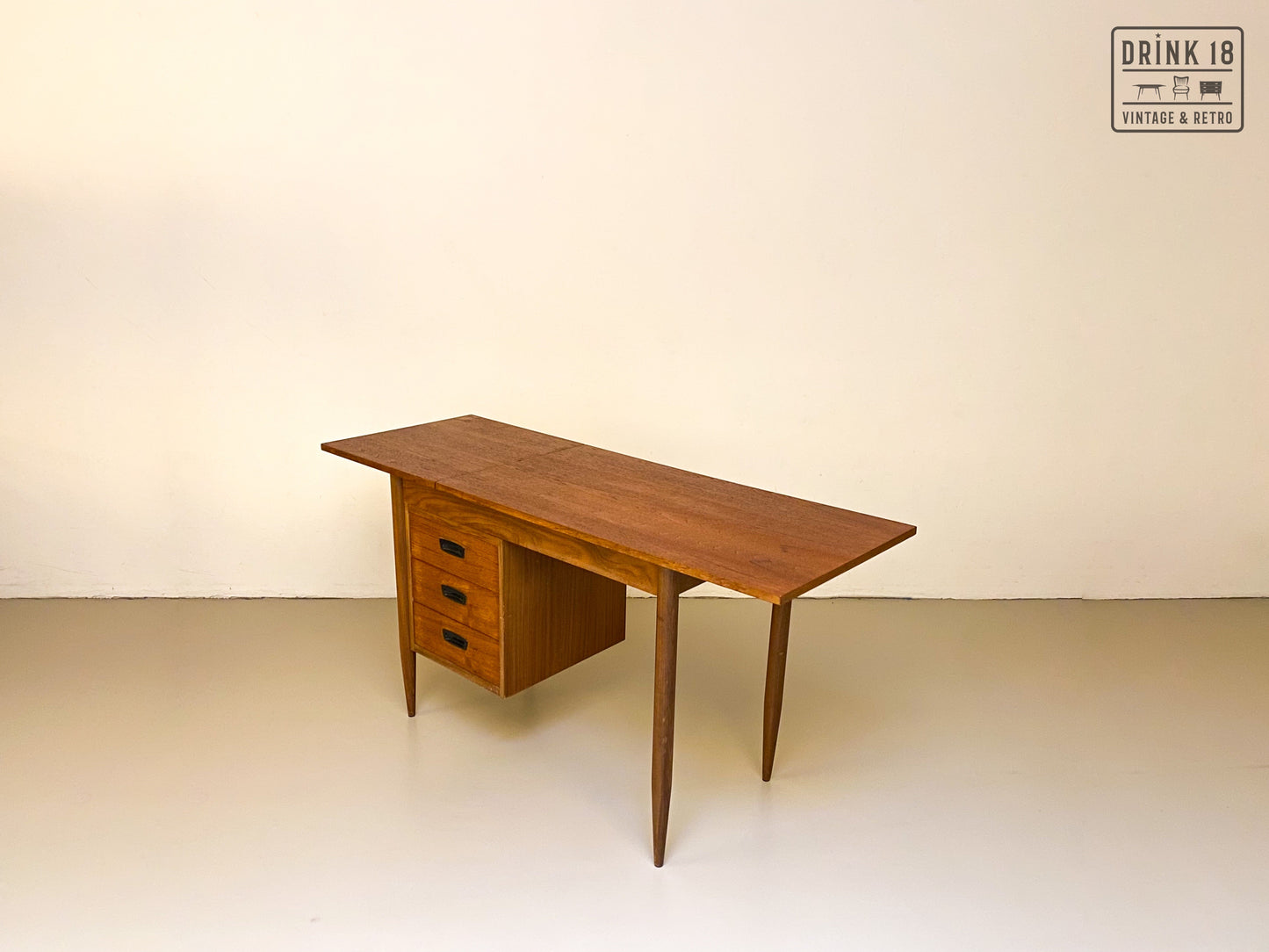 Bureau #2 - Arne Vodder
