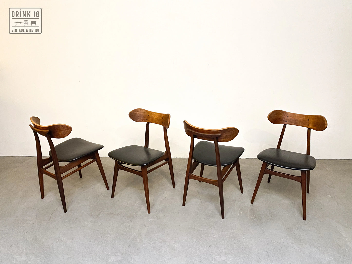 Vier Kastrup stoelen - Louis Van Teeffelen