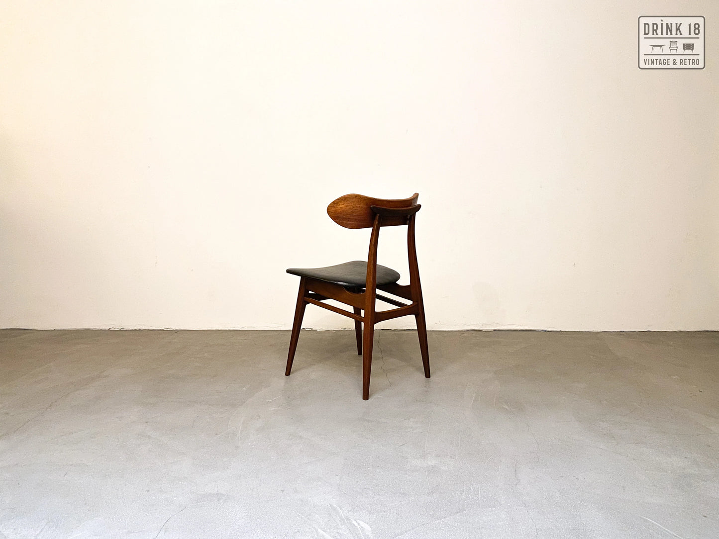 Vier Kastrup stoelen - Louis Van Teeffelen