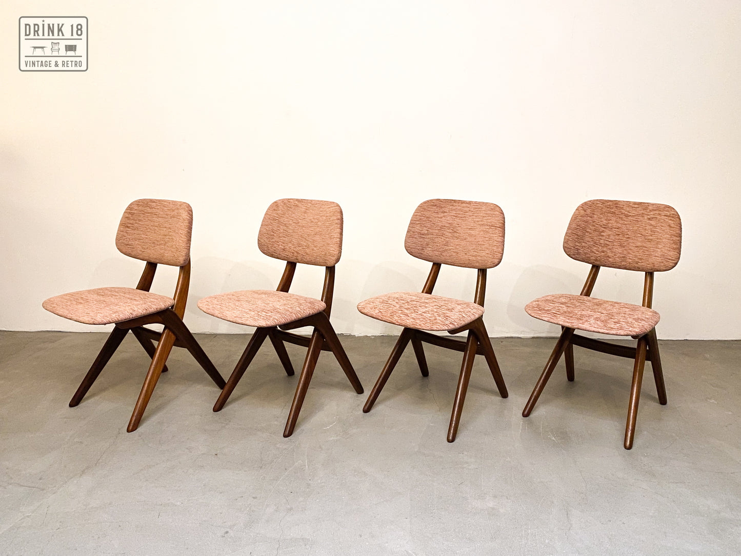 Vier Schaar-serie stoelen - Louis van Teeffelen