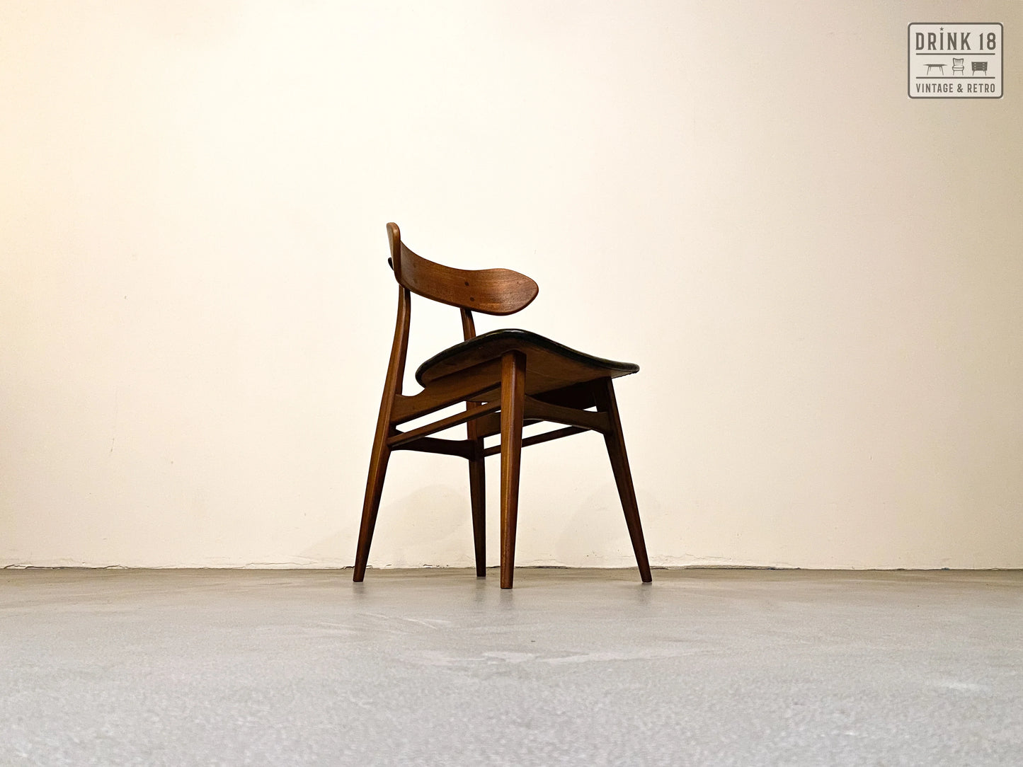 Vier Kastrup stoelen - Louis Van Teeffelen