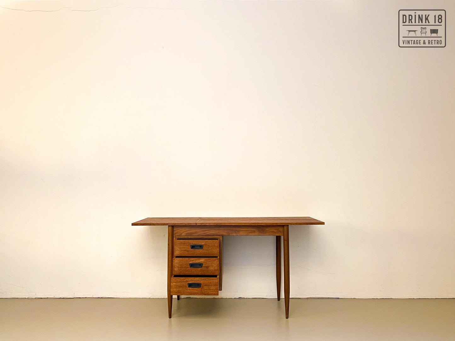 Bureau #2 - Arne Vodder