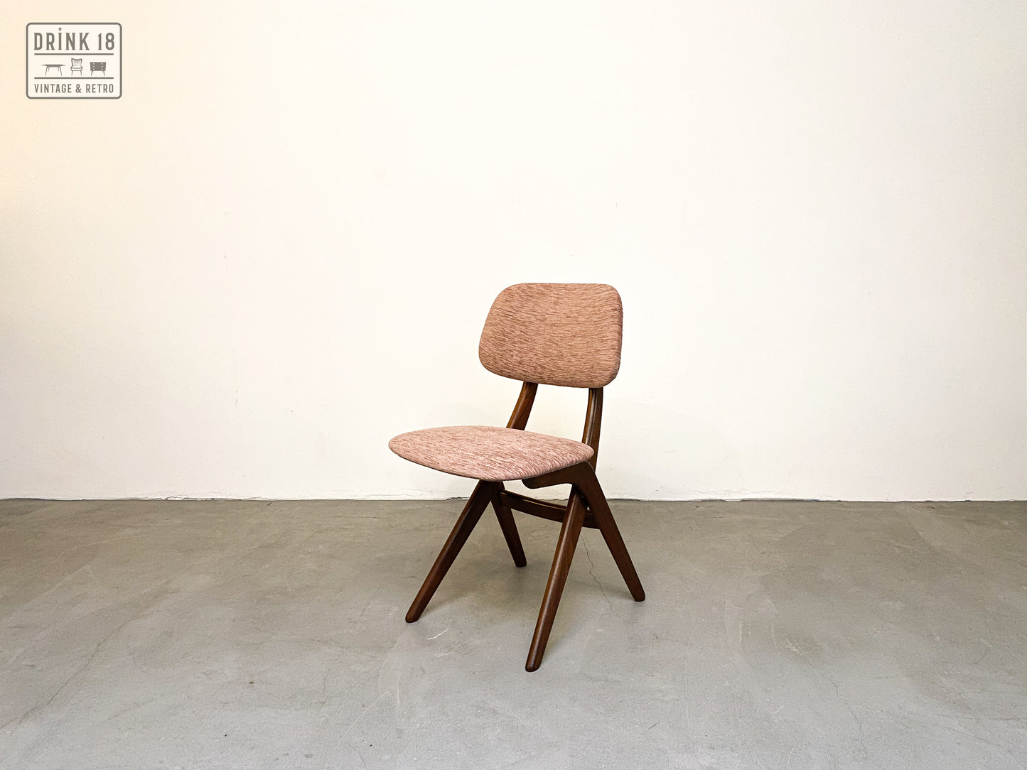 Vier Schaar-serie stoelen - Louis van Teeffelen
