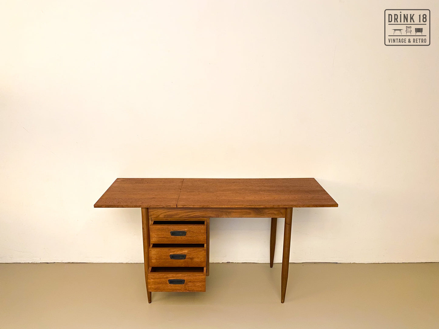 Bureau #2 - Arne Vodder