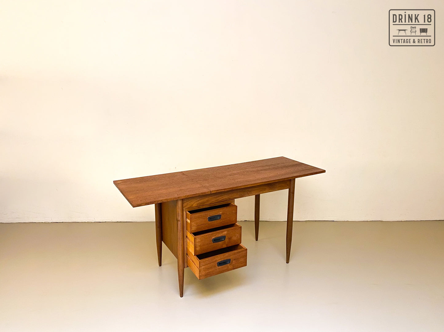 Bureau #2 - Arne Vodder