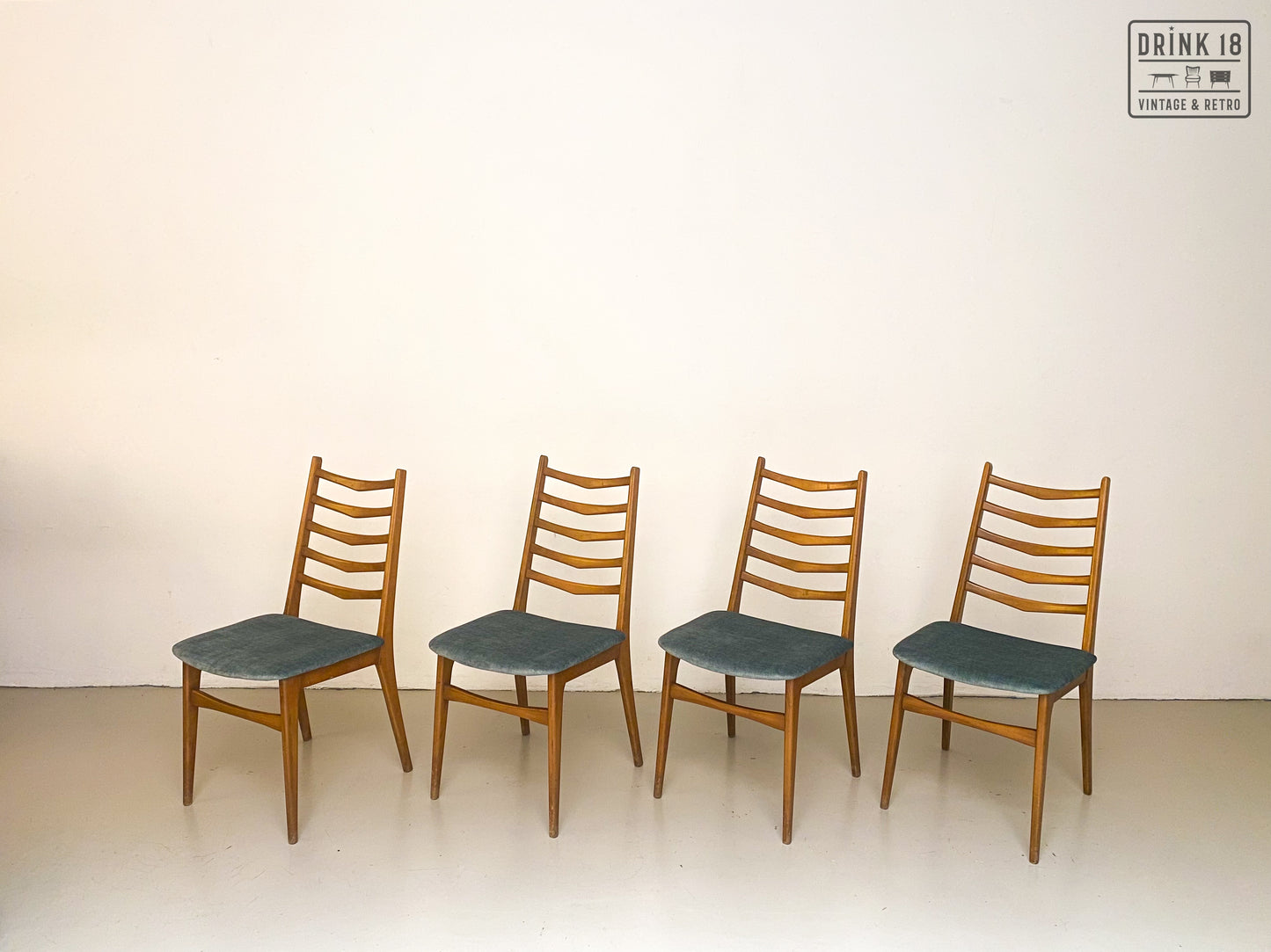 Vintage - Zes eetkamerstoelen