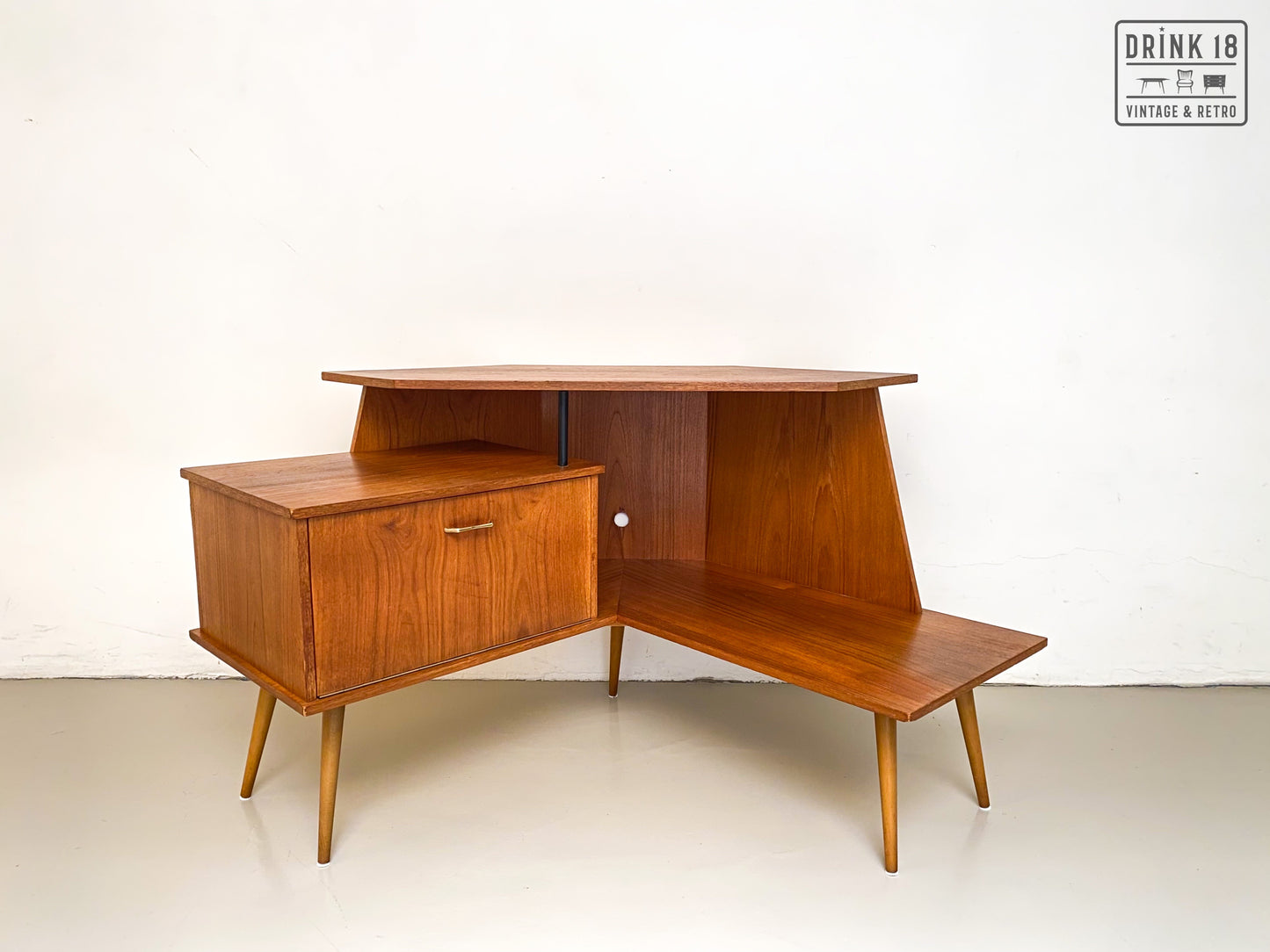 Vintage Design - TV Meubel/Hoekkast