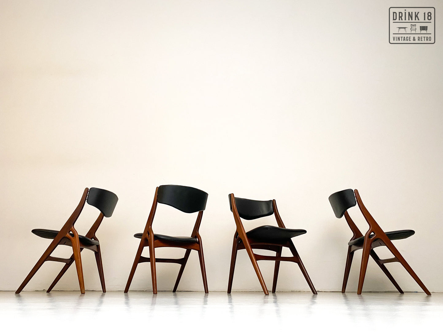 Vier vintage Aska stoelen - Louis van Teeffelen
