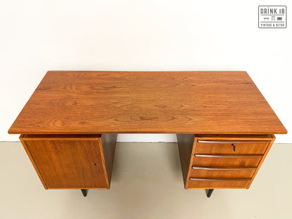 Bureau #11 - Pastoe