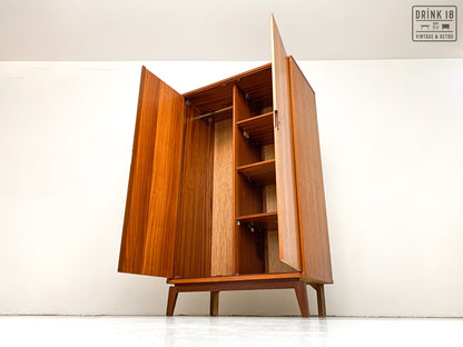 Vintage - Kleerkast #1