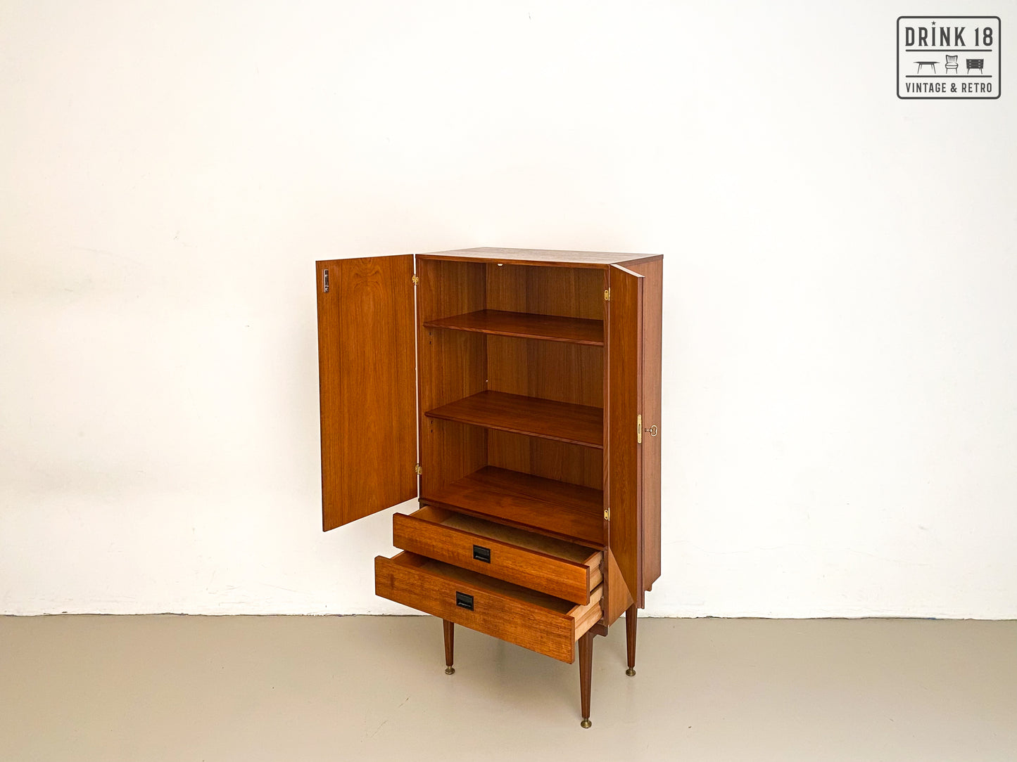 Vintage - Hoge Wandmeubel #7