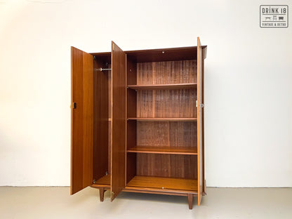 Vintage kleerkast - Louis Van Teeffelen