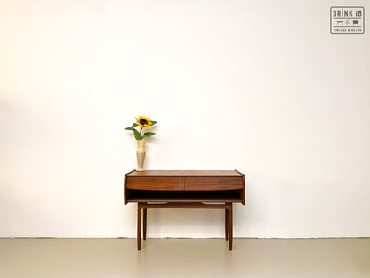 Tv / Wandmeubel -  Louis Van Teeffelen