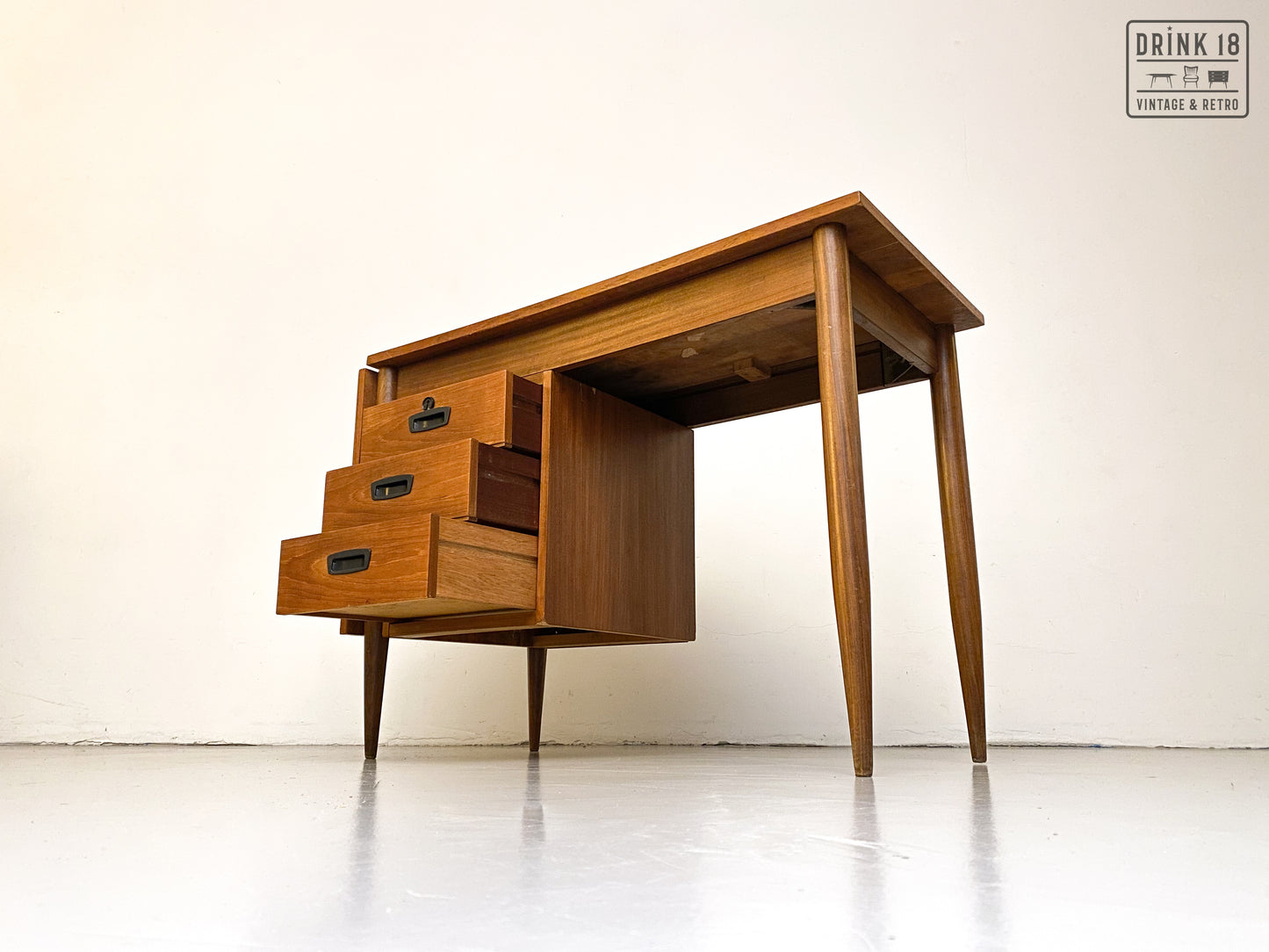 Bureau #1 - Arne Vodder