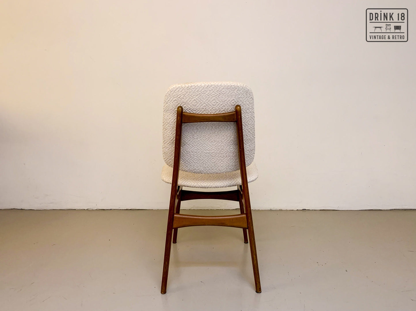 Zes vintage eetkamerstoelen - Louis van Teeffelen