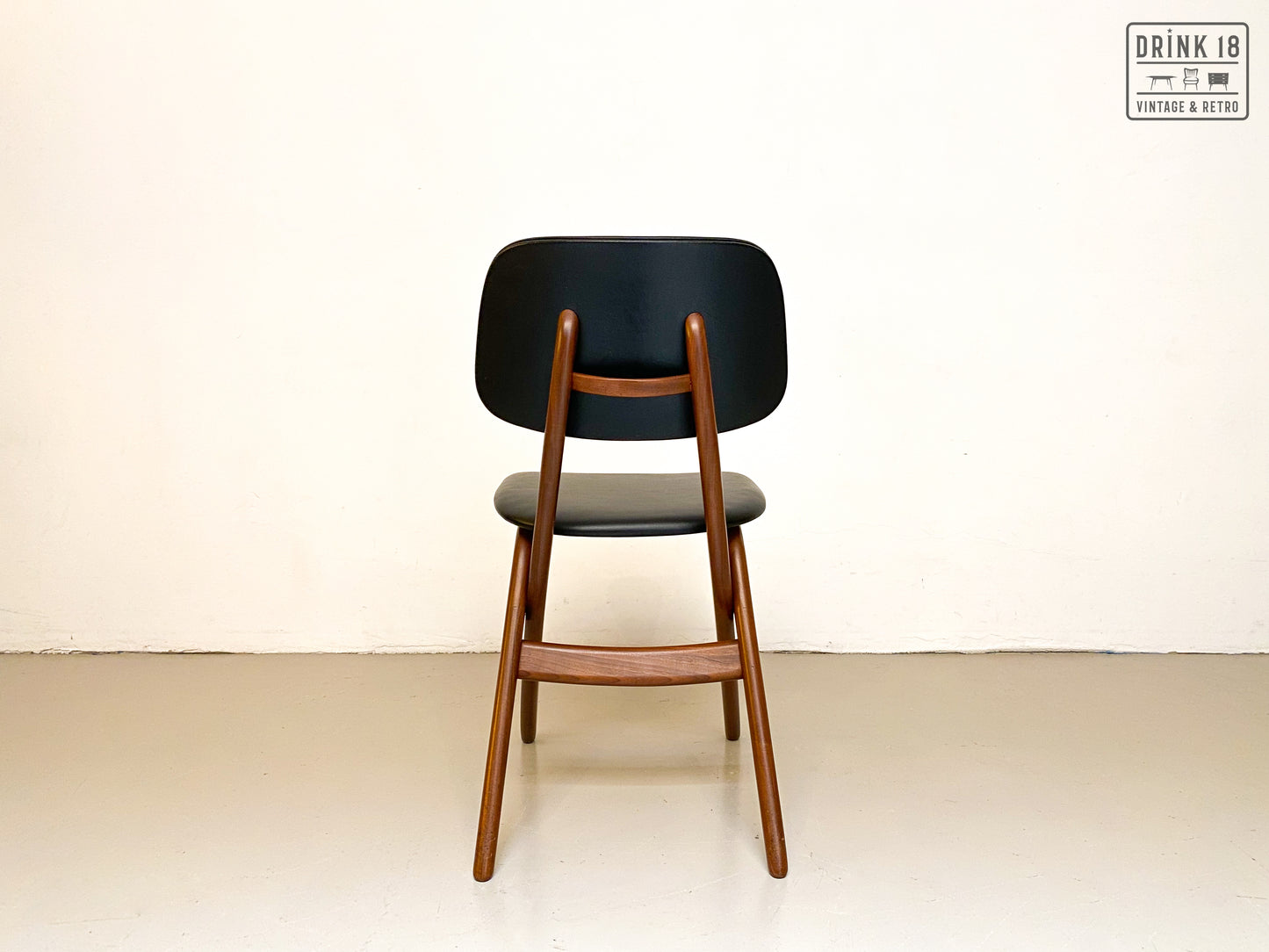 Zes Schaar-serie stoelen - Louis van Teeffelen