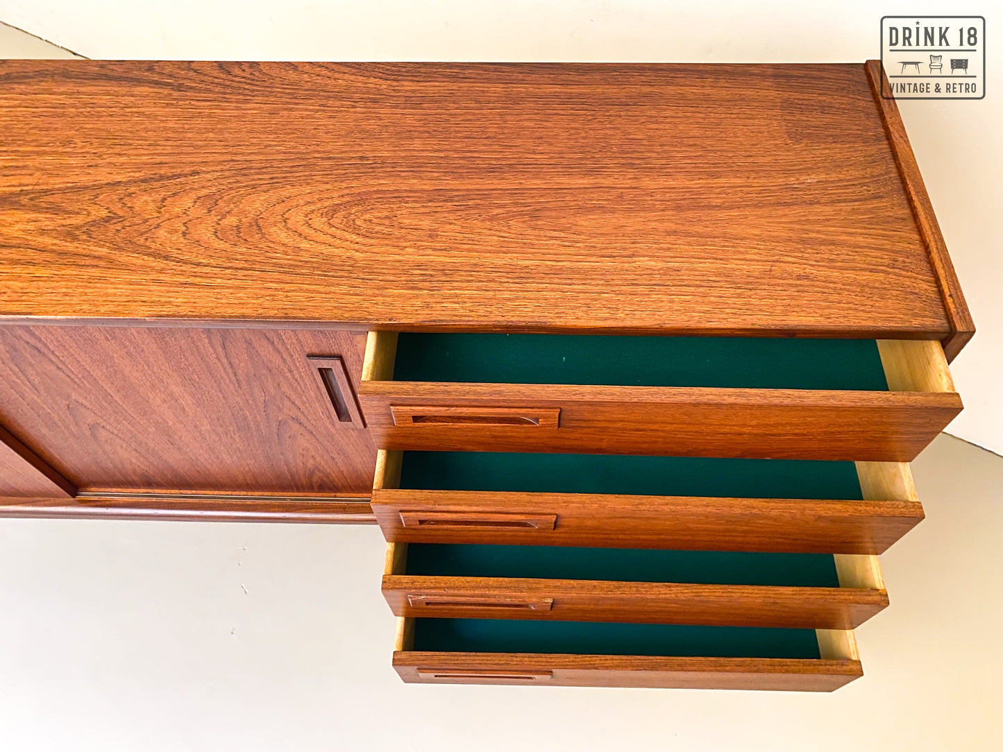 Sideboard - Louis Van Teeffelen