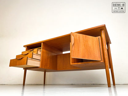 Vintage Bureau - Arne Vodder voor Bornholm