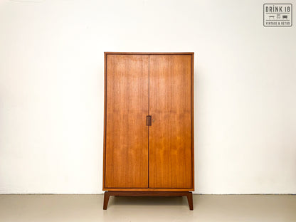 Vintage - Kleerkast #1