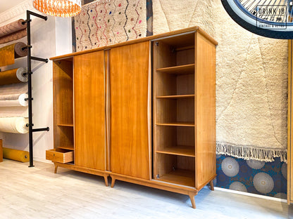 Vintage Deens design - Kleerkast met schuifdeuren