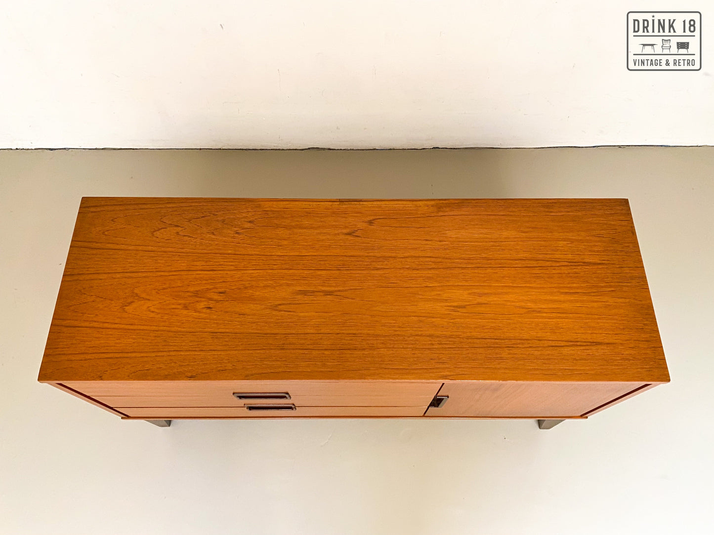 Vintage Design - TV Meubel/Wandkastje