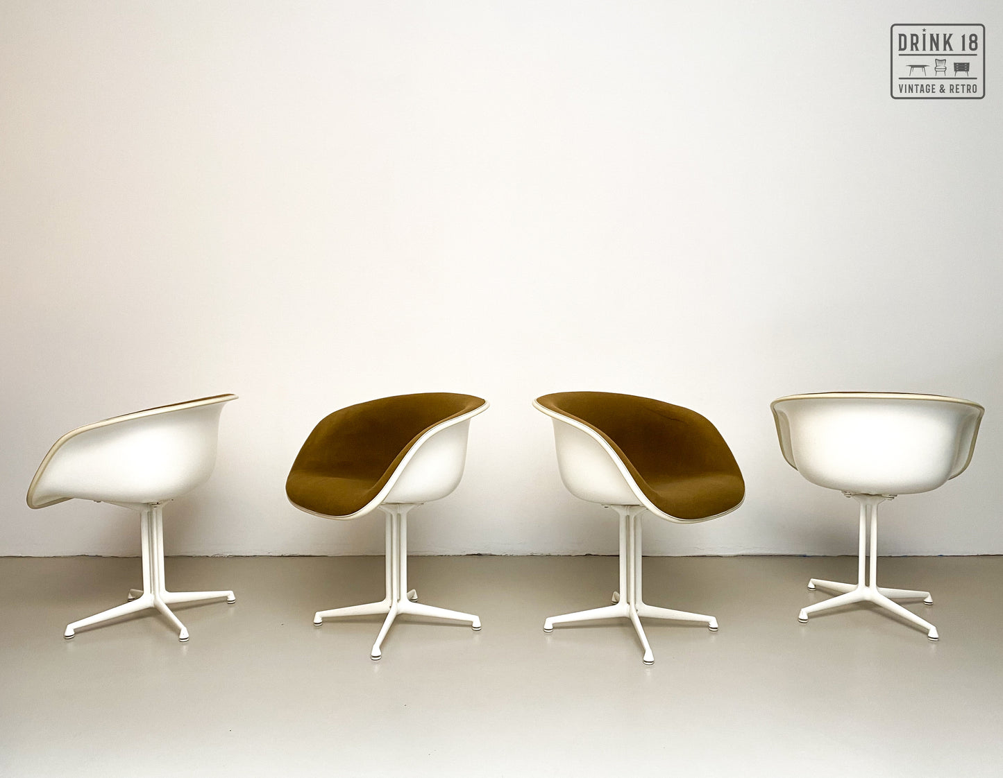 Shell La Fonda stoelen - Charles & Ray Eames voor Herman Miller