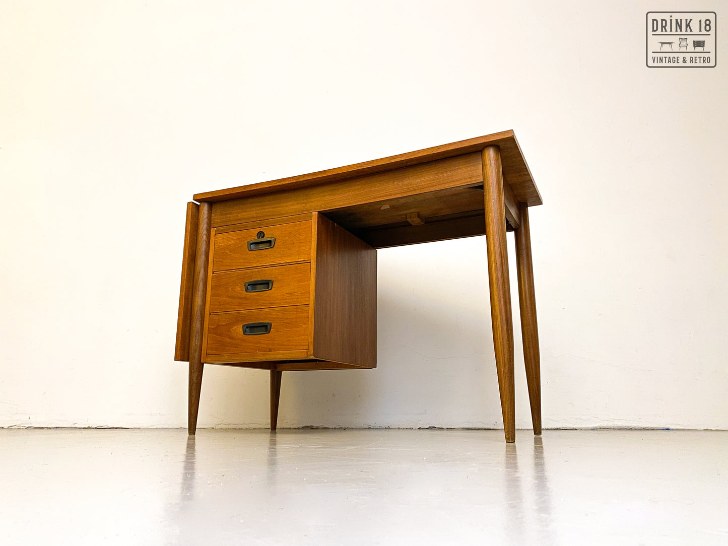 Bureau #1 - Arne Vodder