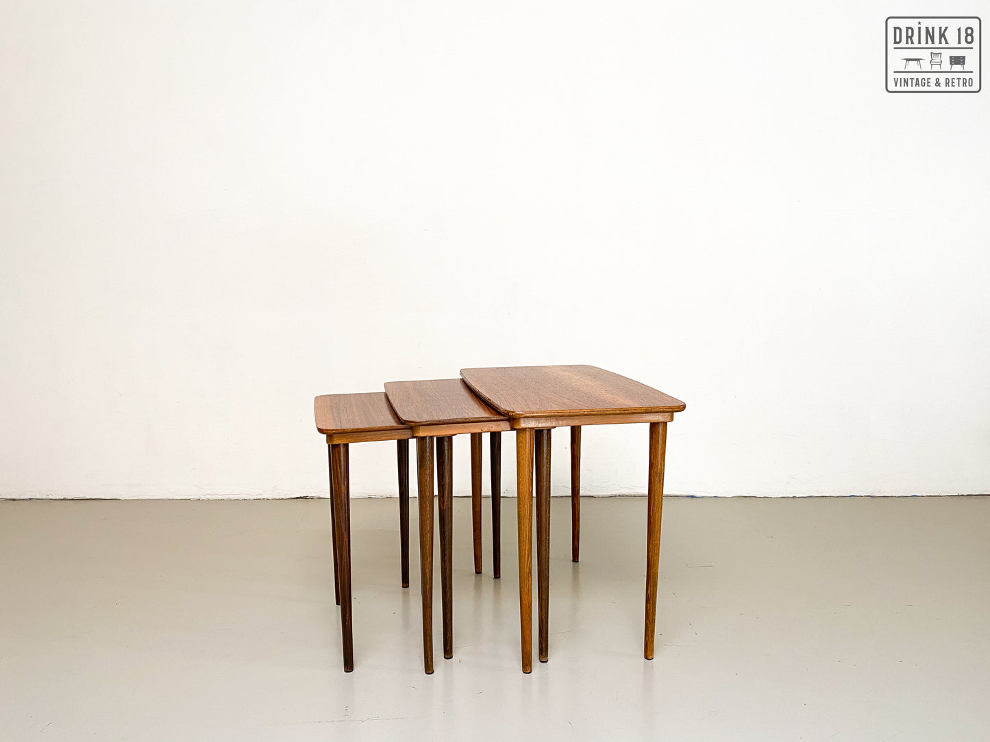 Vintage - Nesting tafeltjes