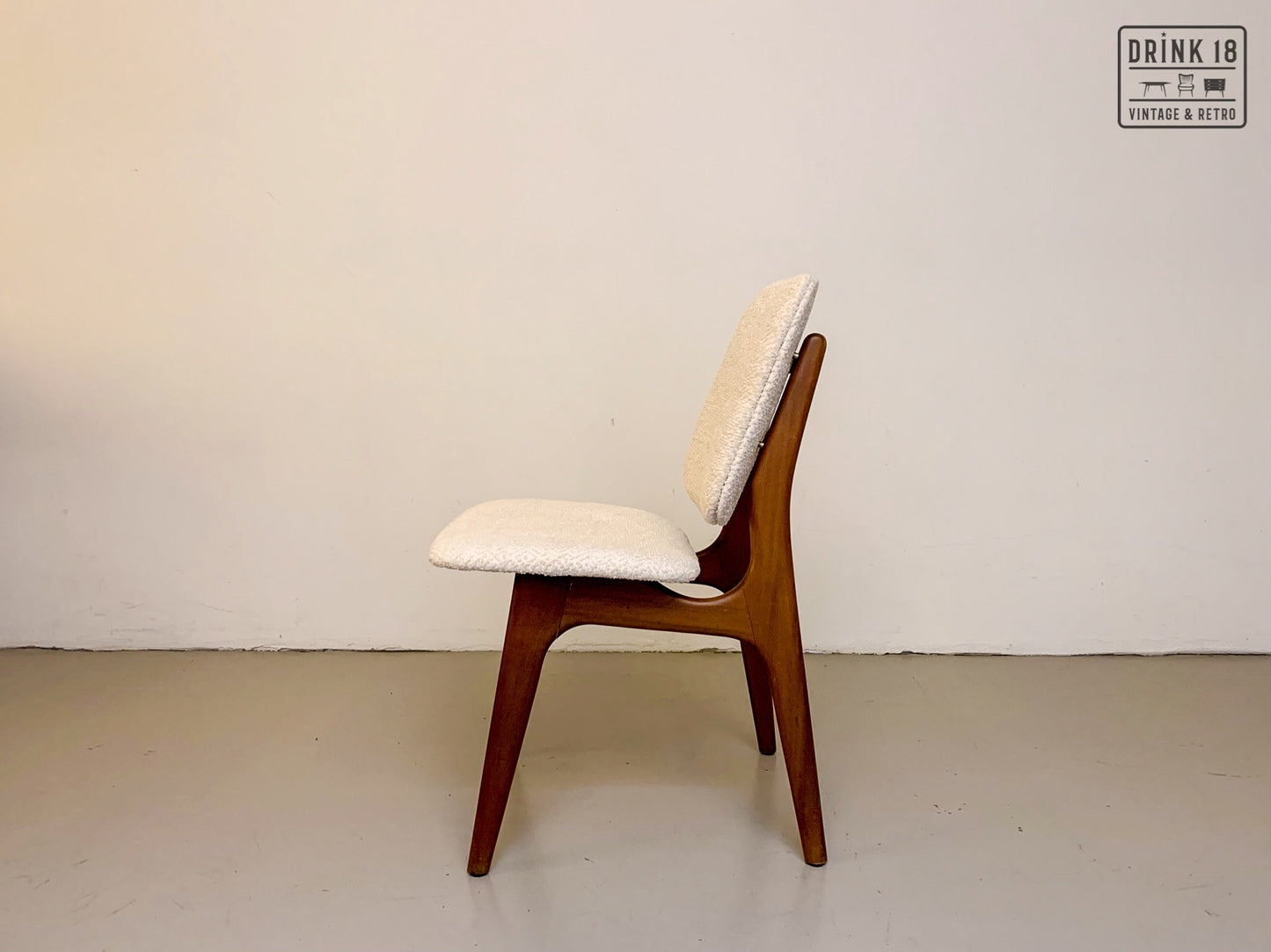Zes vintage eetkamerstoelen - Louis van Teeffelen