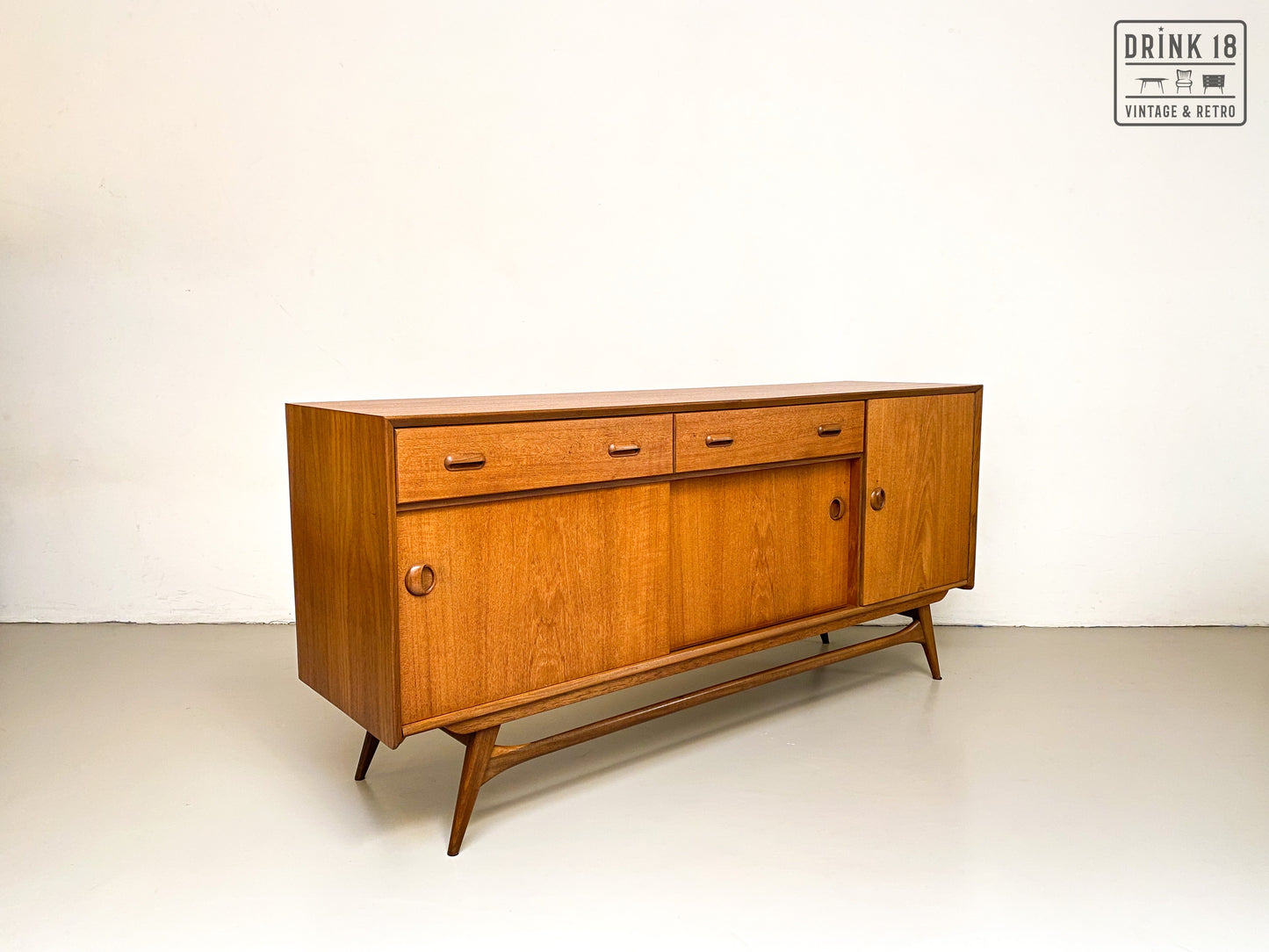 Sideboard - Louis Van Teeffelen