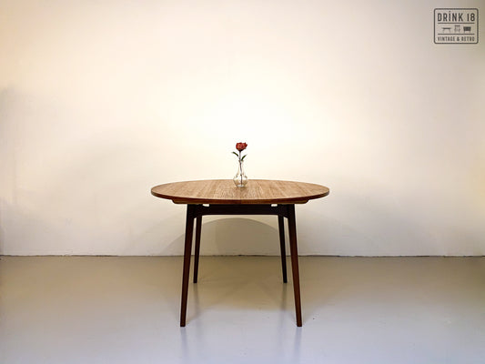 Verlengbare eettafel - Louis Van Teeffelen