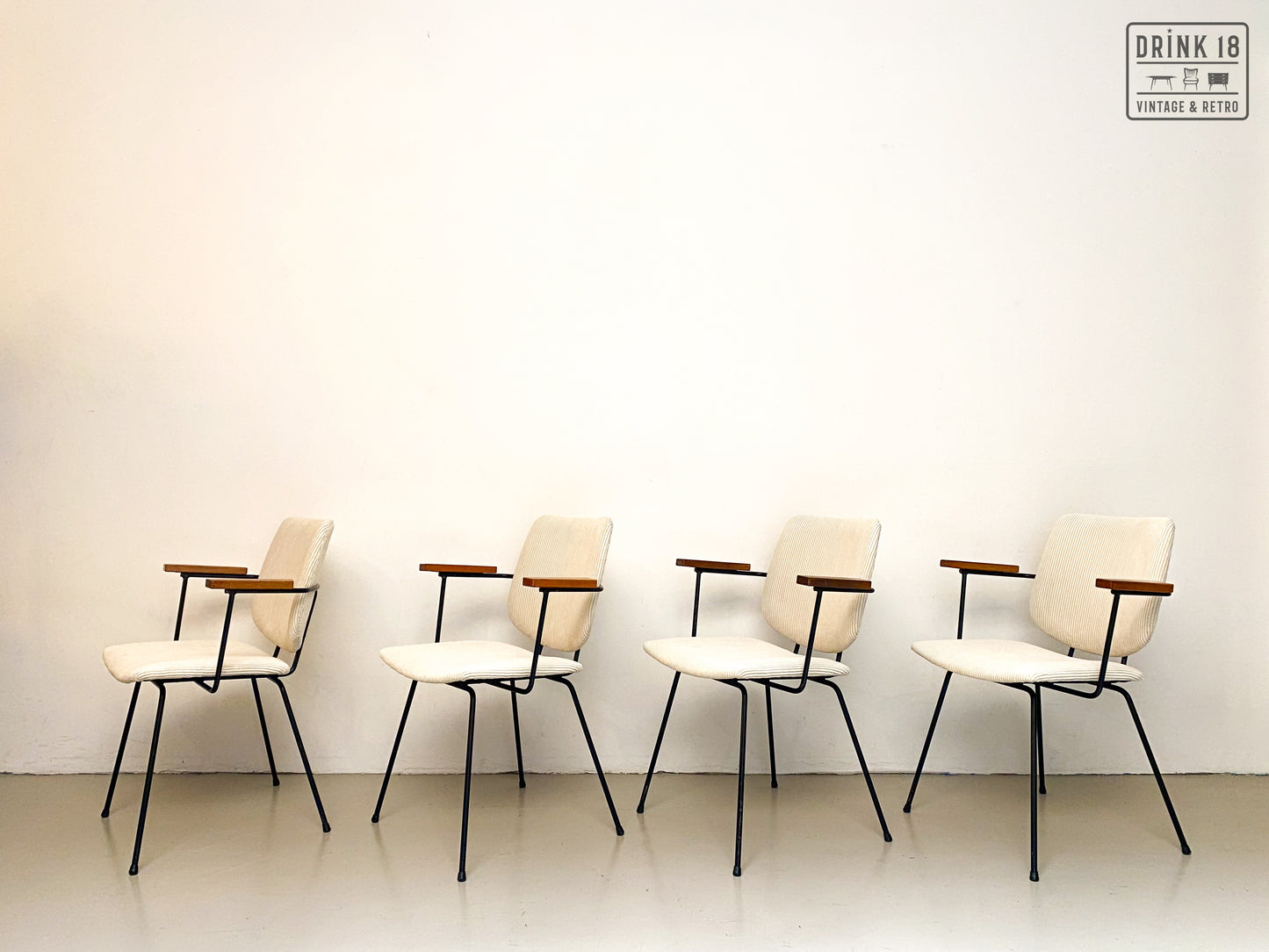 Vier Kembo Eetkamerstoelen - Wim Rietveld