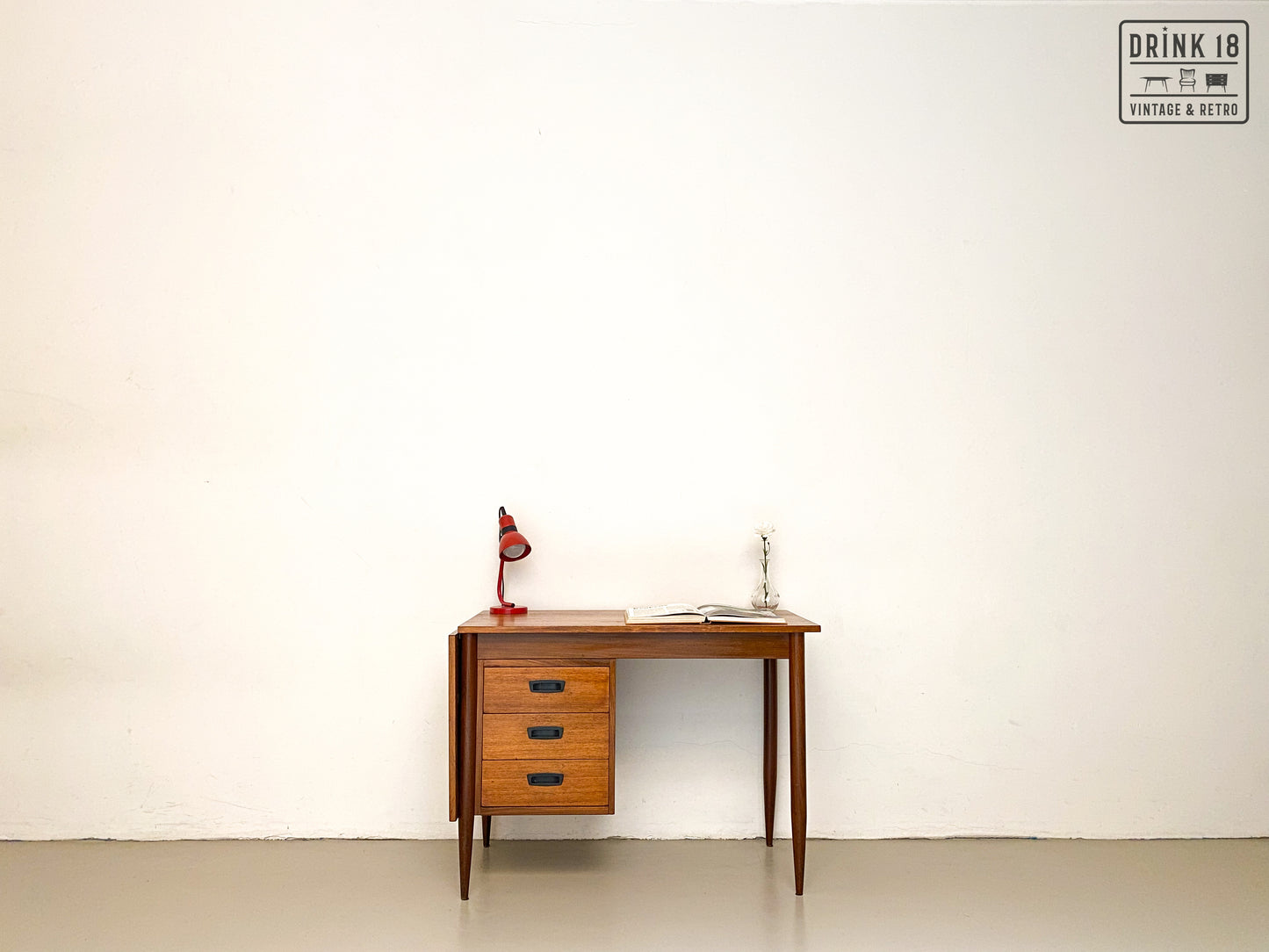 Drop-leaf bureau - Arne Vodder