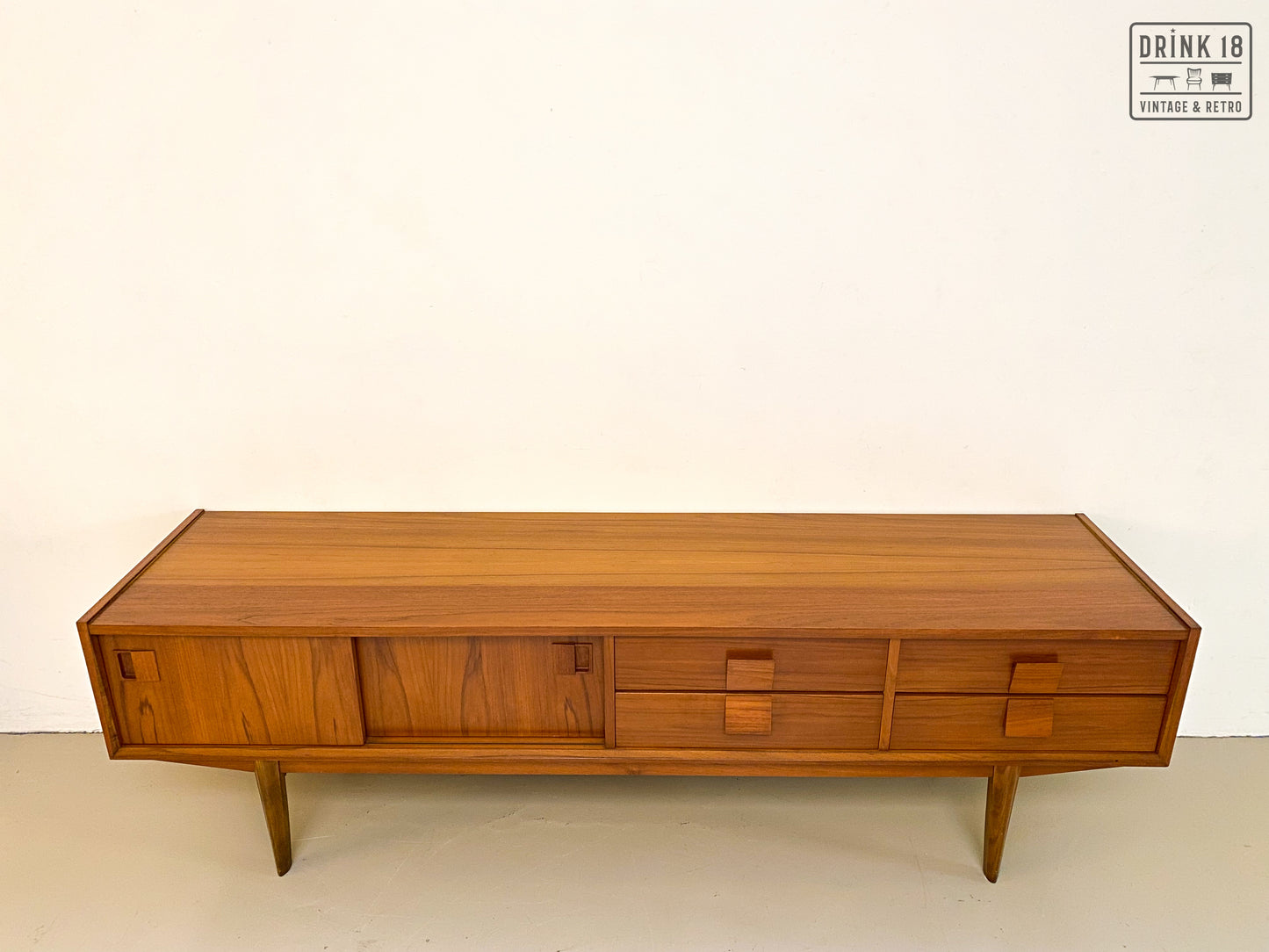 Vintage - Sideboard #7