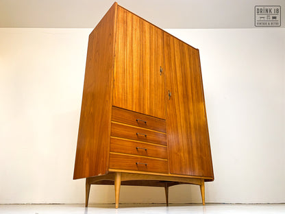 Vintage - Kleerkast #1