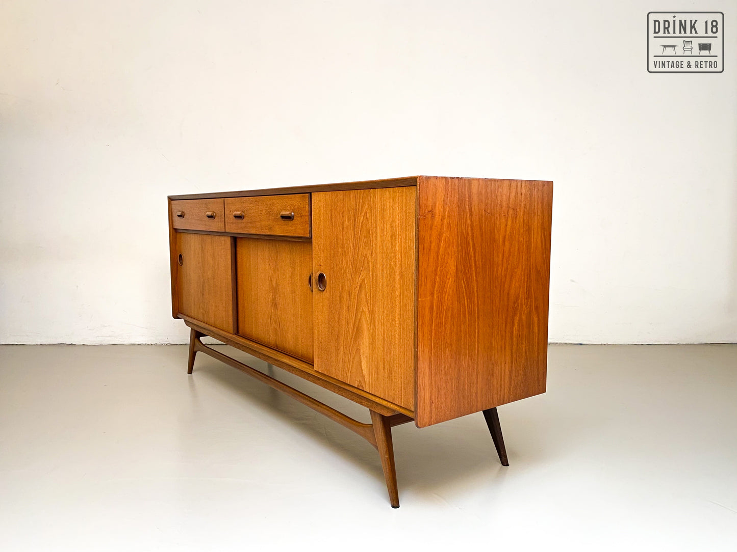 Sideboard - Louis Van Teeffelen