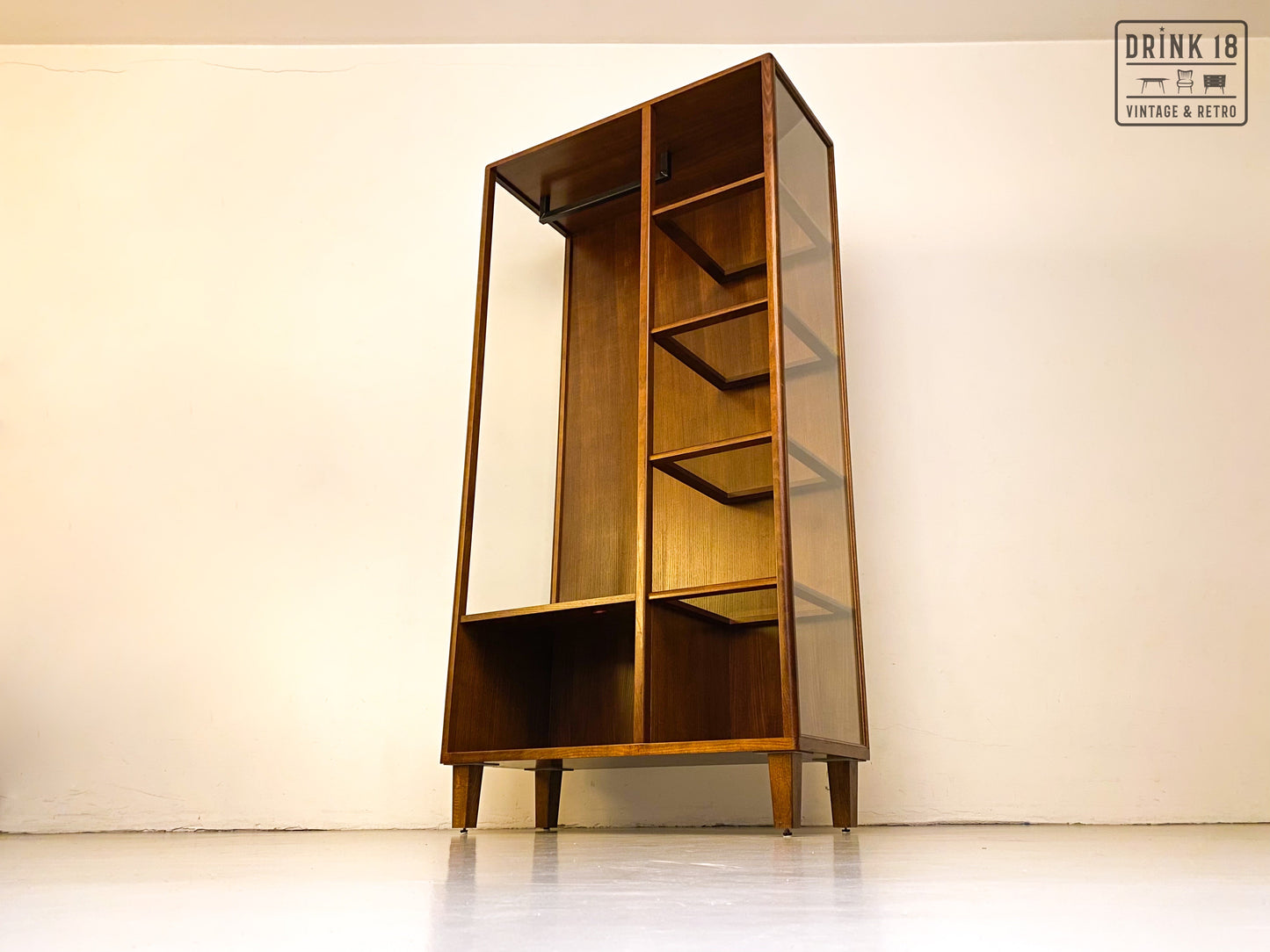 Unieke - Glazen vestiaire