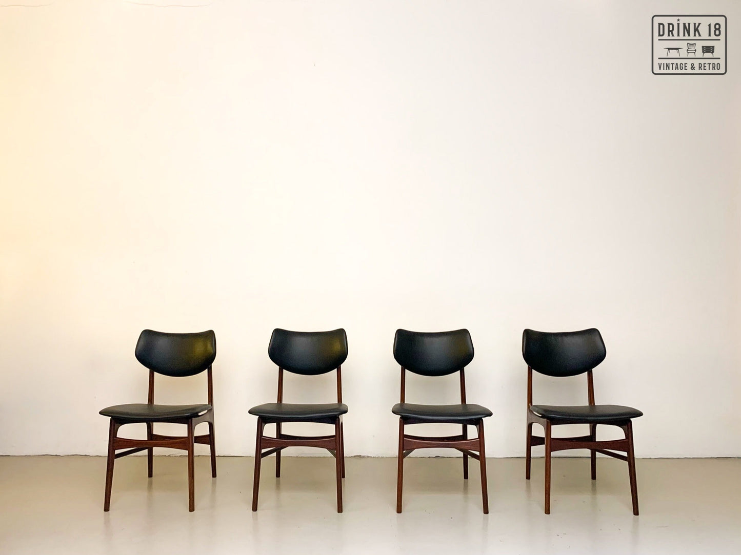 Zes vintage Hamar stoelen - Louis van Teeffelen