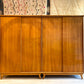 Vintage Deens design - Kleerkast met schuifdeuren
