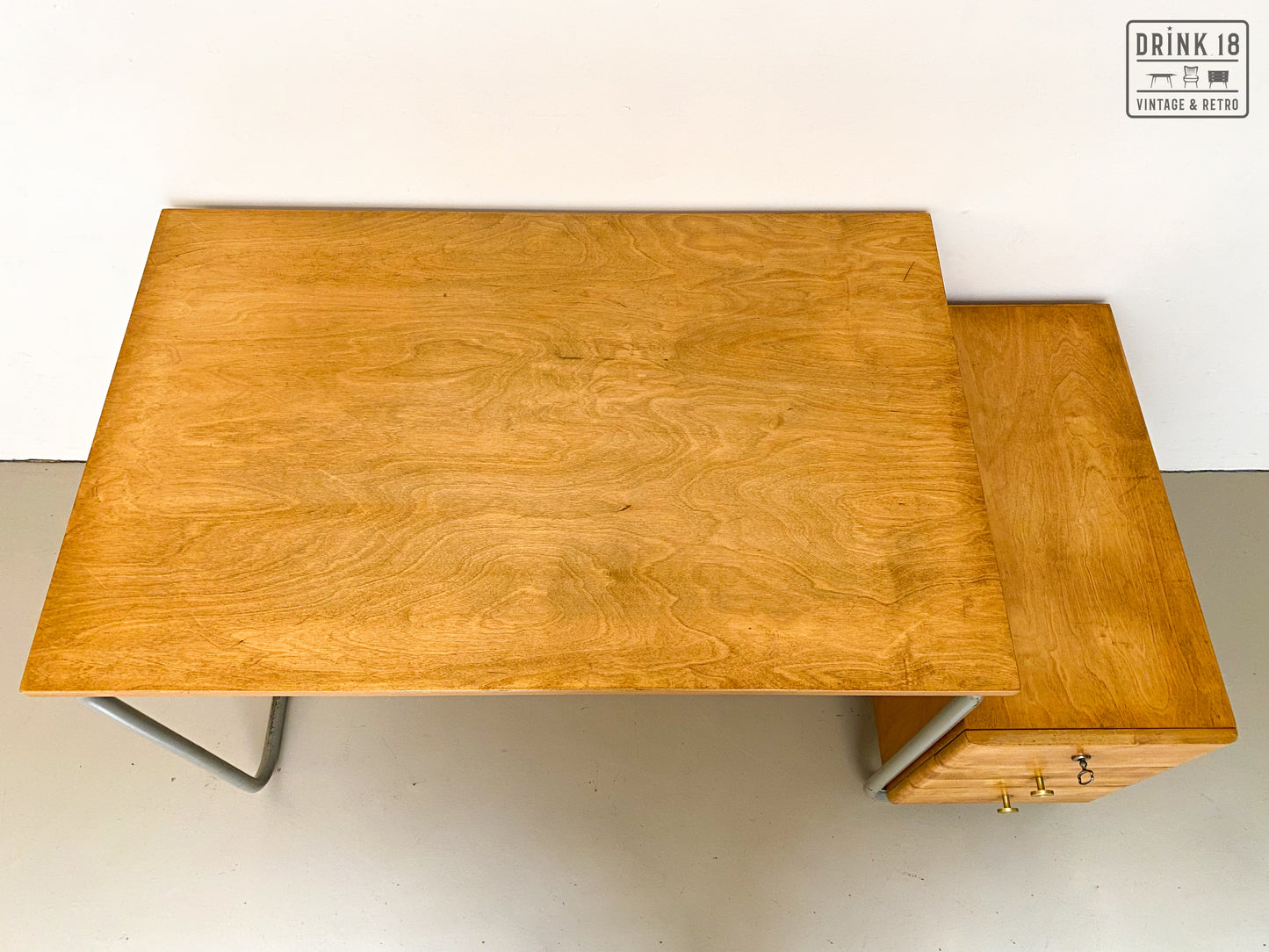 Vintage - Bauhaus stijl bureau