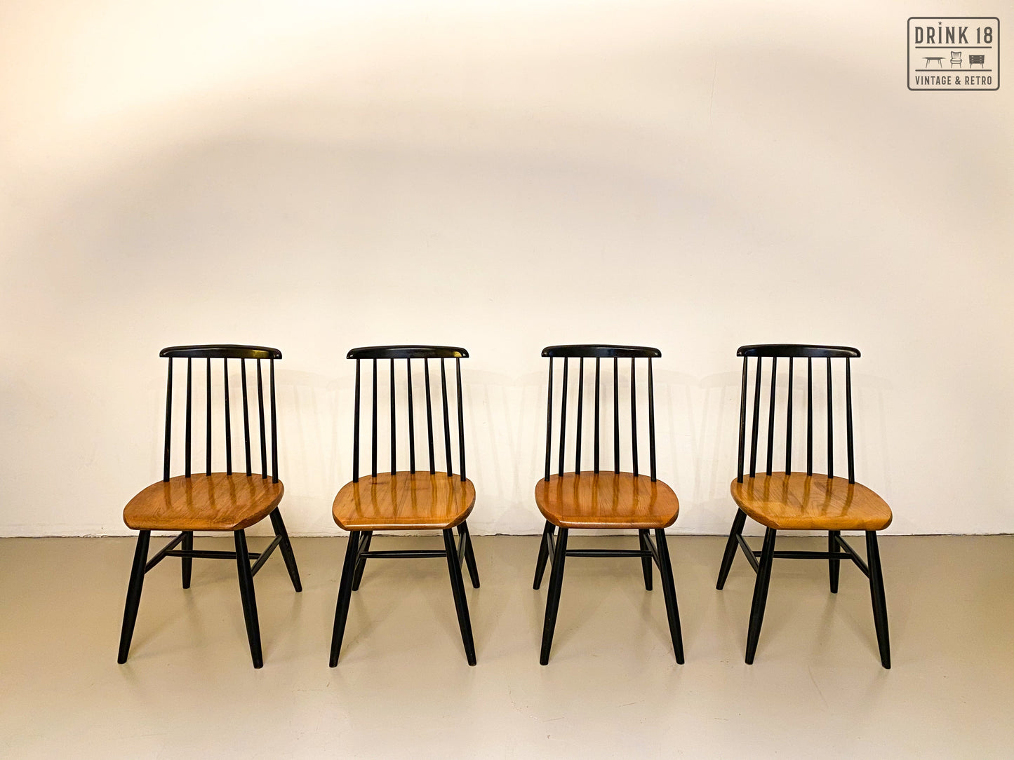 Vier Spijlenstoelen - Edsby Verken voor Pastoe