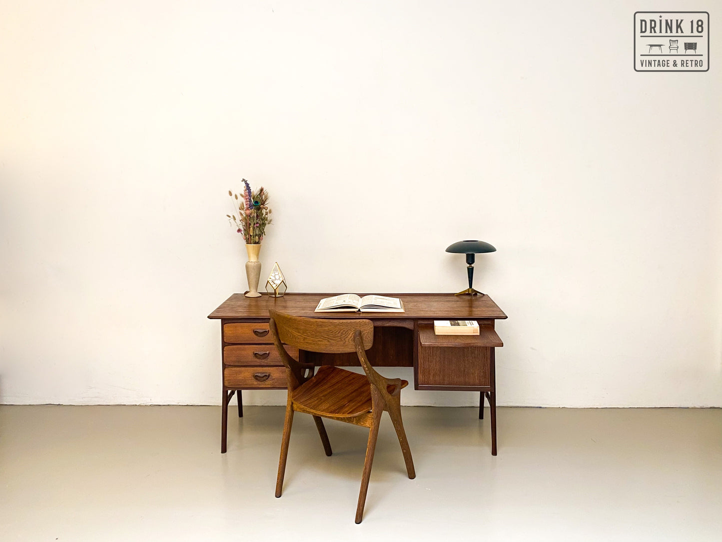 Boomerang XL Bureau met stoel - Louis van Teeffelen