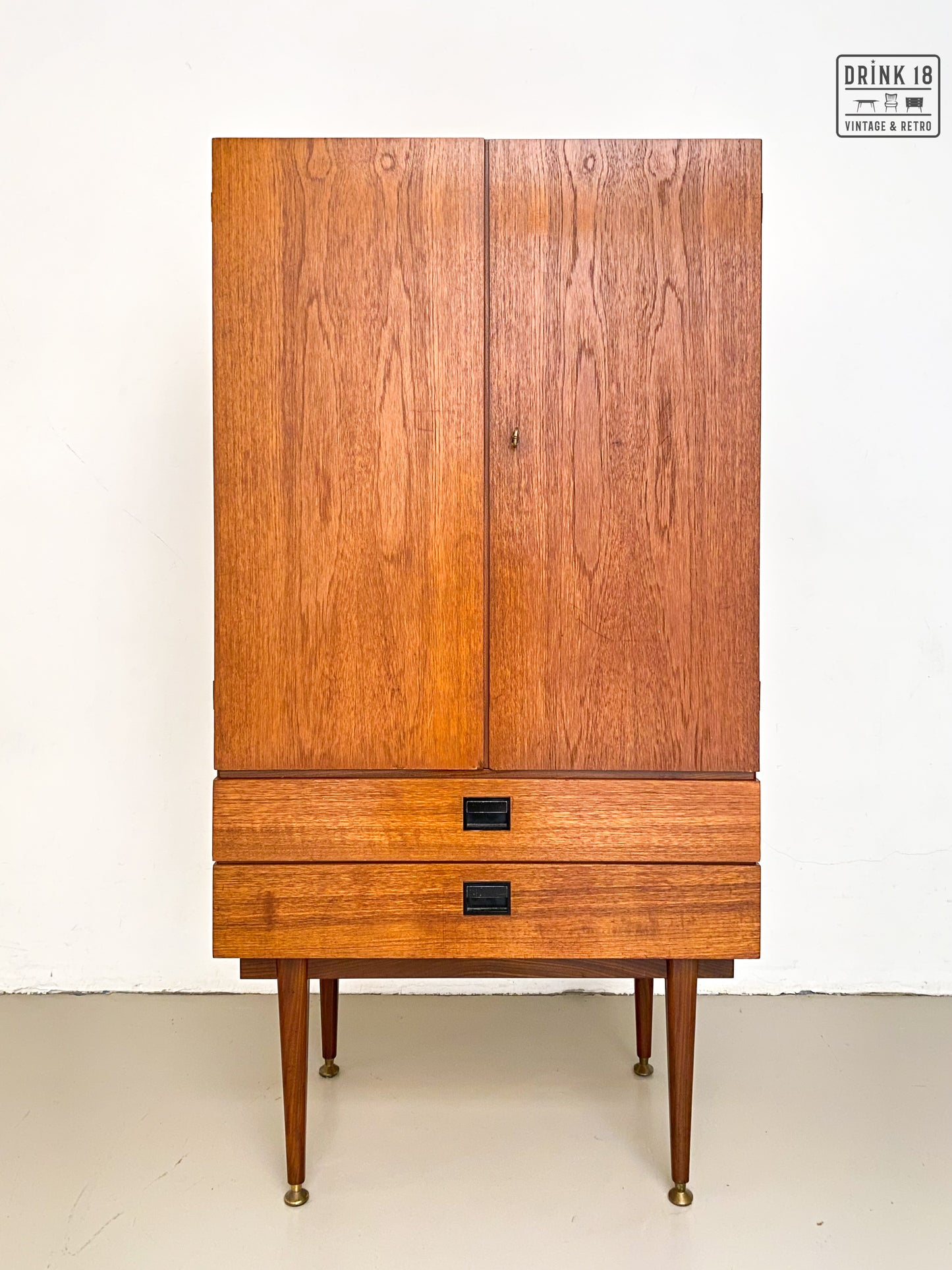 Vintage - Hoge Wandmeubel #7