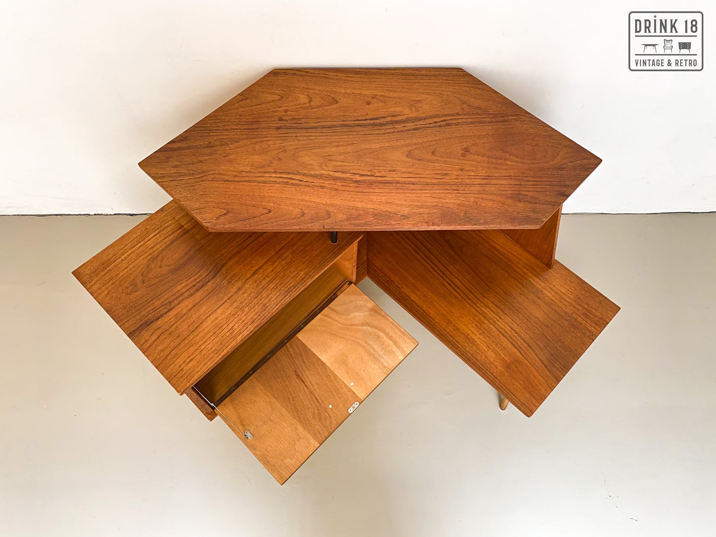 Vintage Design - TV Meubel/Hoekkast